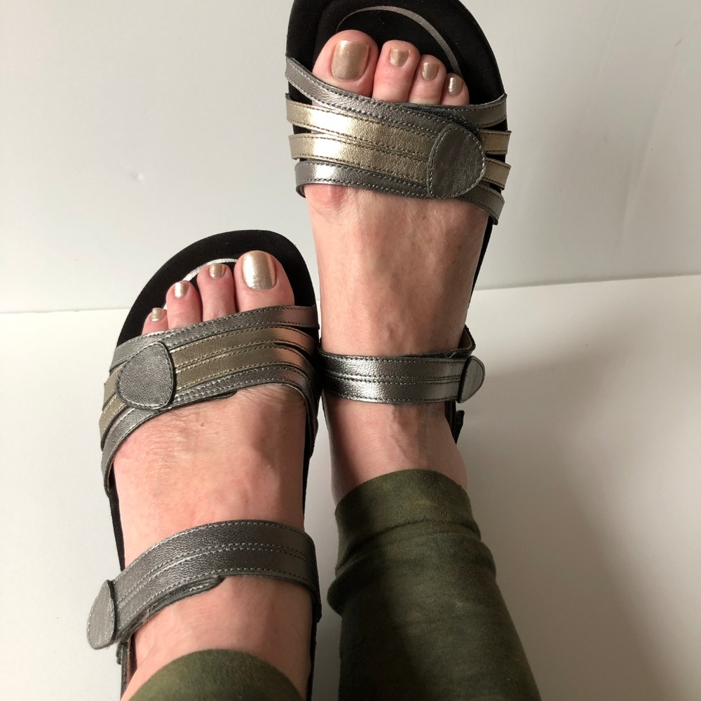 Abeo Women's Sandals Metallic 9